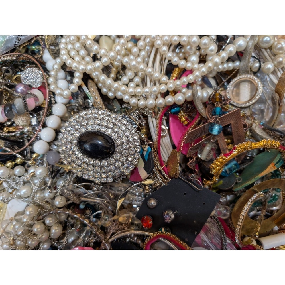 5 Lbs Mixed Craft Jewelry Lot Rhinestone Beaded Repurpose Harvest Lot 1